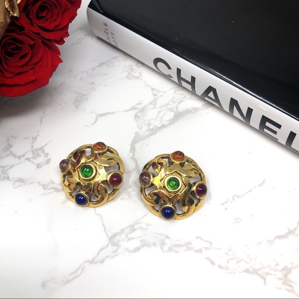 Chanel Gripoix Gold Green Red Blue Purple Vintage round clip on CC earrings